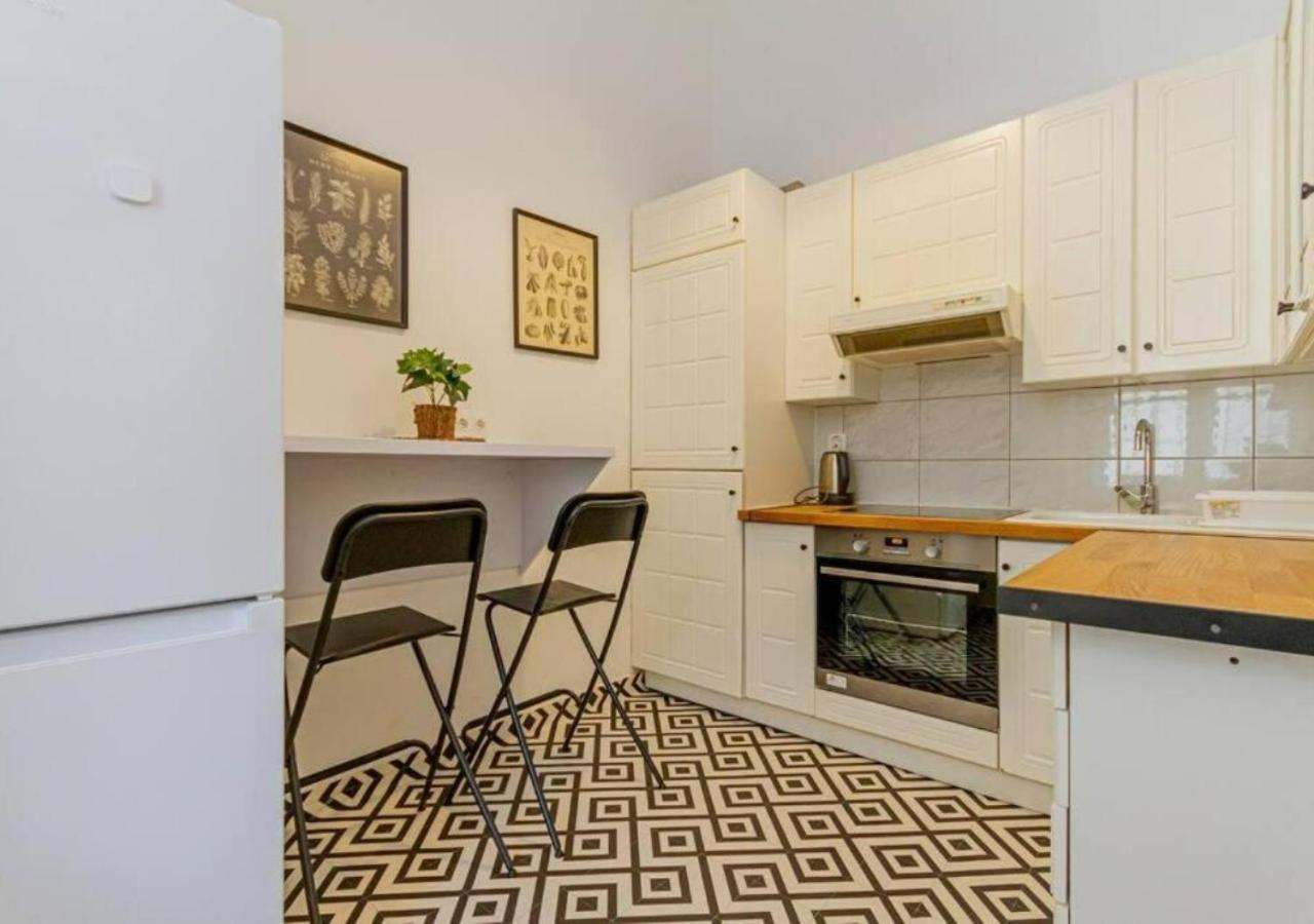 Luxury Apartment By The Famous Vaci Street Budapest Eksteriør bilde